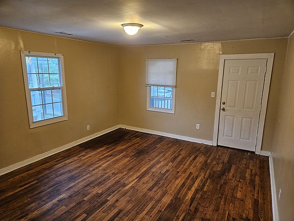 5th image of 401 Orange St APT 4