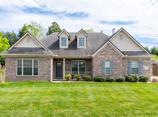 451 Granada Dr, Lenoir City, TN 37772