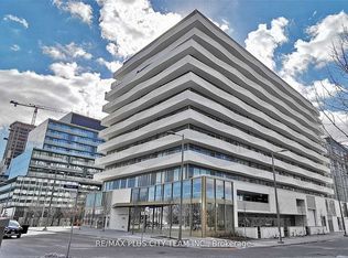 60 Tannery Rd #405, Toronto, ON M5A 0S8