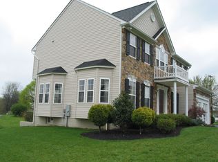 48 Amelia Dr, Hedgesville, WV 25427