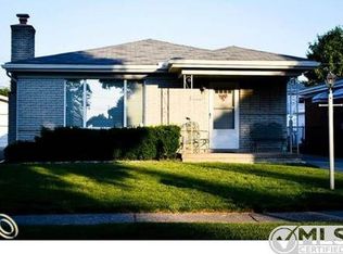 32867 Bennington Ave, Warren, MI 48093