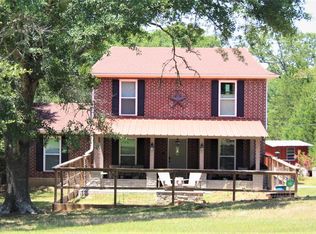 676 Piney Creek Rd, Bellville, TX 77418