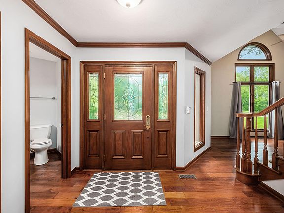 4th image of 24 Bending Oak Drive