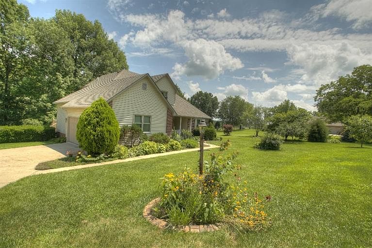 1st image of 119 Sena Way