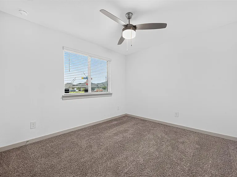 3530 Terrace Landing Ct — Photo 18