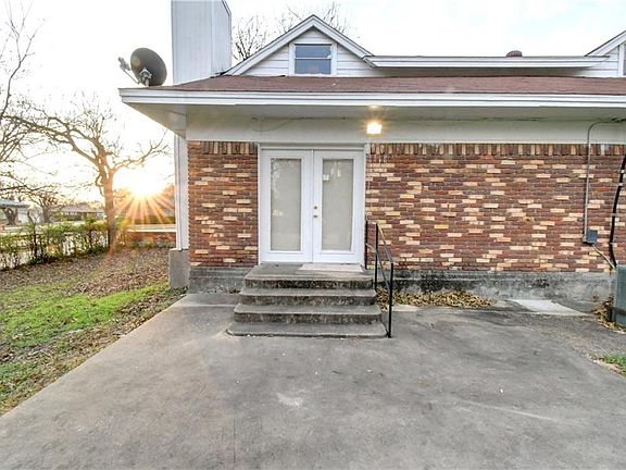 5th image of 4220 Woodlake Dr