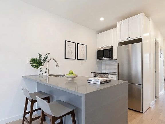 2nd image of 197 Prospect Ave APT 1R