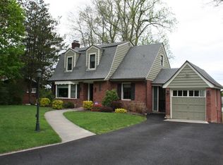 33 Glenford Ave, Beacon, NY