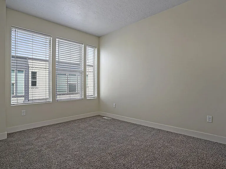 North Metro Townhomes — Photo 17
