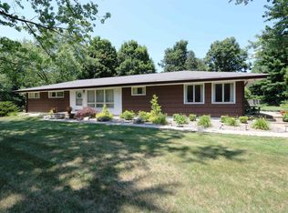 17769 Woodthrush Ln, South Bend, IN 46635