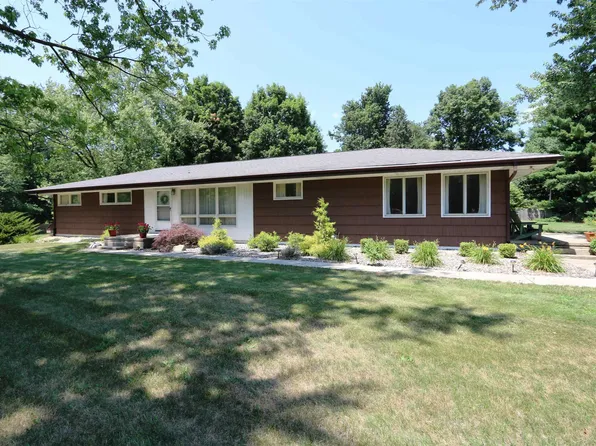 17769 Woodthrush Ln, South Bend, IN 46635