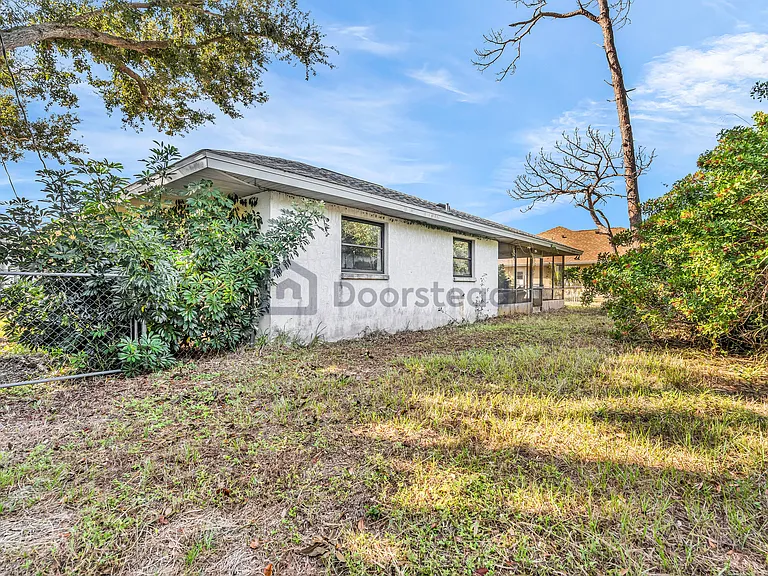 503 Bradenton Rd — Photo 32