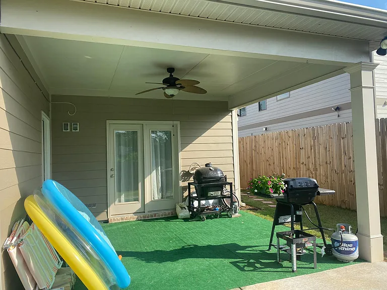 1966 Felicity Ln — Photo 10