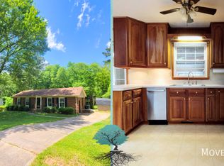 6524 Keystone Dr, Raleigh, NC 27612