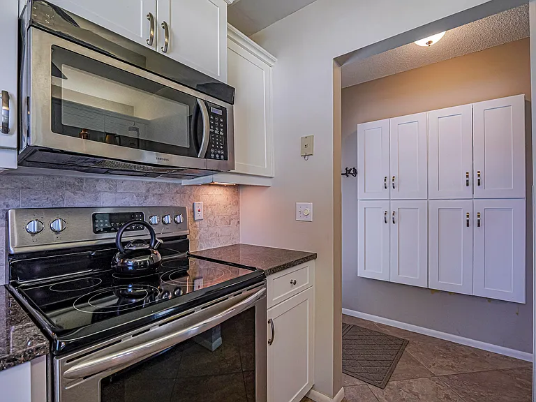106 Spring Lake Ct #201 — Photo 12