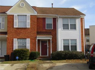 309 Nottaway Ct, Chesapeake, VA 23320