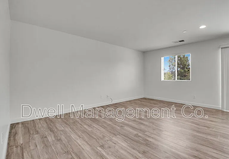11872 Almond Joy Ct — Photo 16
