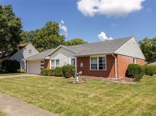 1217 Warwick Dr, Miamisburg, OH 45342