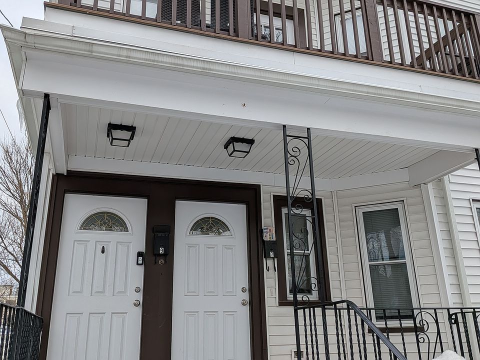 1st image of 7 Eastman St #9