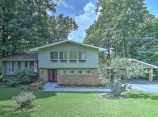 3747 Cheekwood Dr, Kingsport, TN 37660