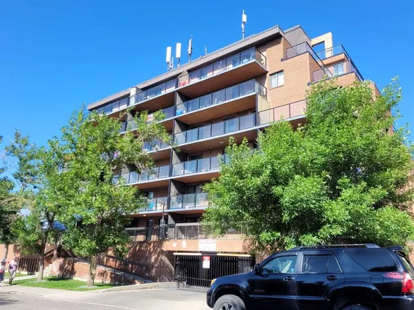 1900 W 25a St SW #302, Calgary, AB T3E 1Y5