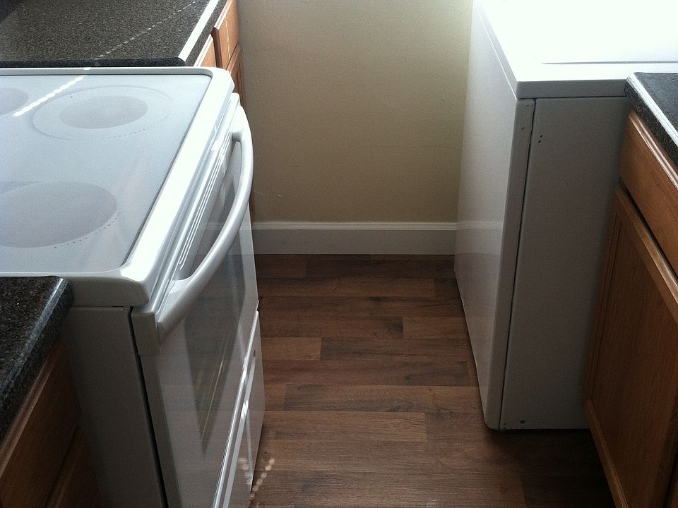 1st image of 839 S Greenbrier St APT 101