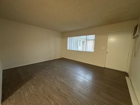 2nd image of 839 Bonita Ave