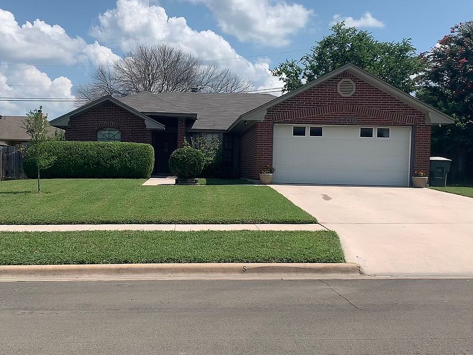 1st image of 4706 Glennwood Dr