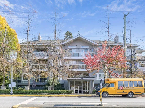 8976 208th St #203, Langley, BC V1M 2Y8