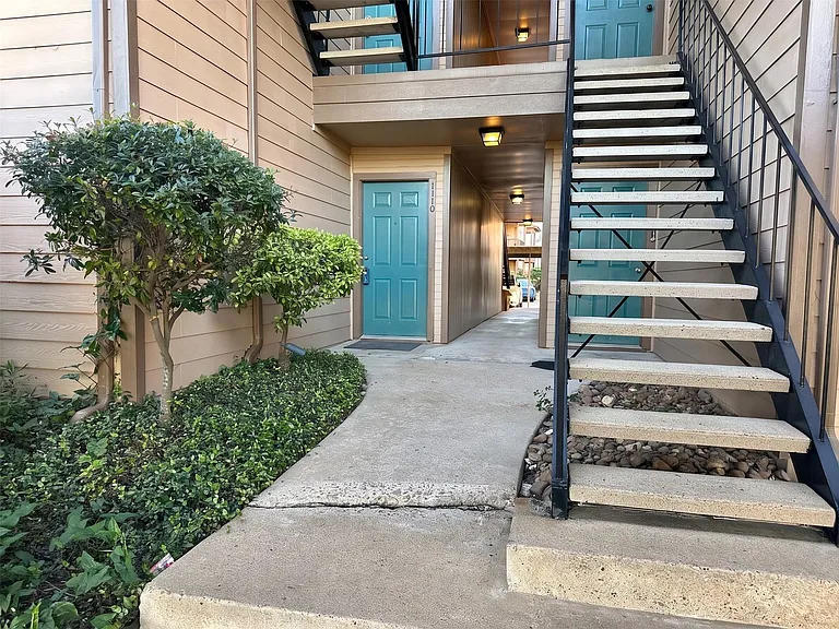 2121 Hepburn St #1110 — Photo 19