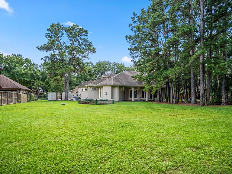 11918 Waterford Estates Ct — Photo 43