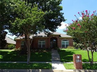7613 Chasewood Dr, North Richland Hills, TX 76182