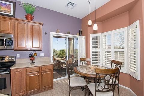 5th image of 13569 N Holly Grape Dr