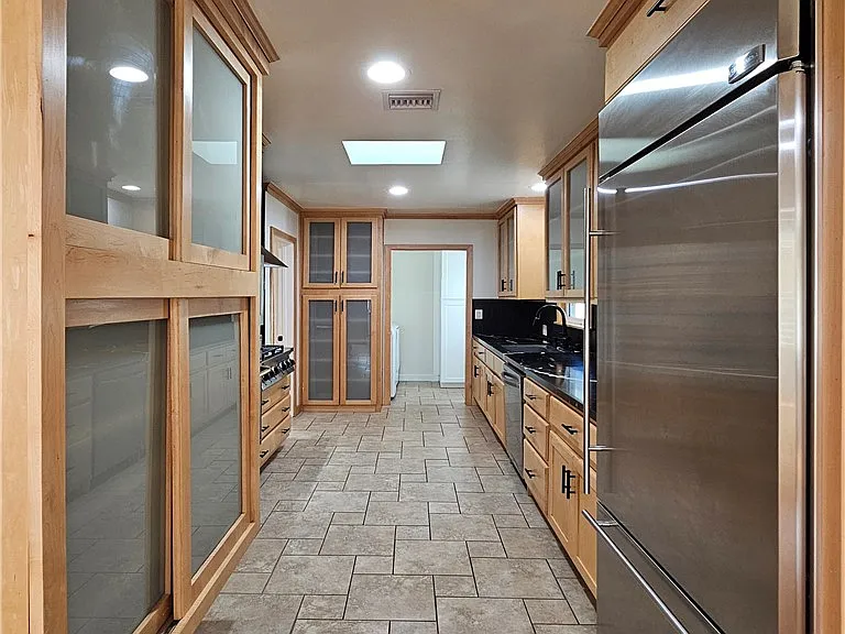 4559 Don Pio Dr — Photo 8