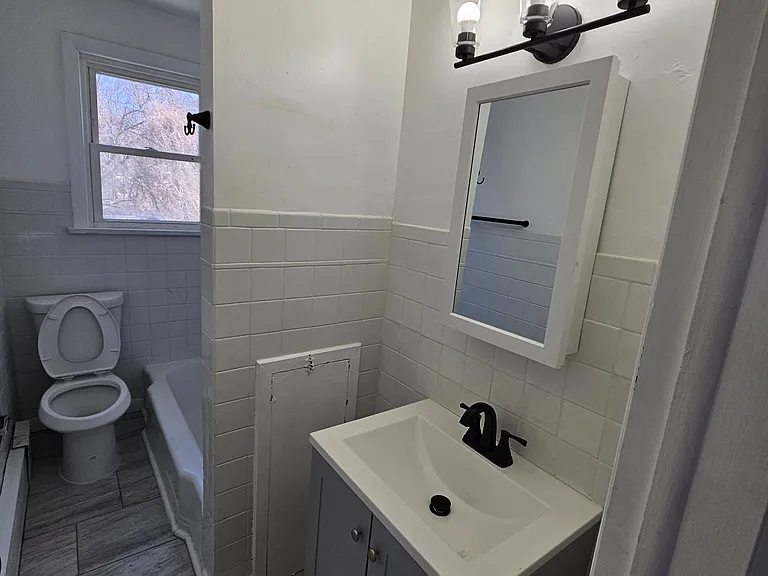 19 E Main St #15B — Photo 3