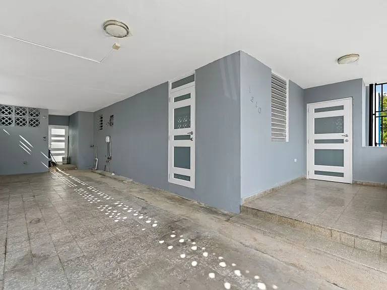 1210 Calle Maria Bustamante — Photo 8