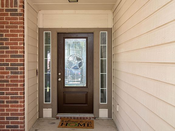 3rd image of 1504 Jackie Robinson Pl