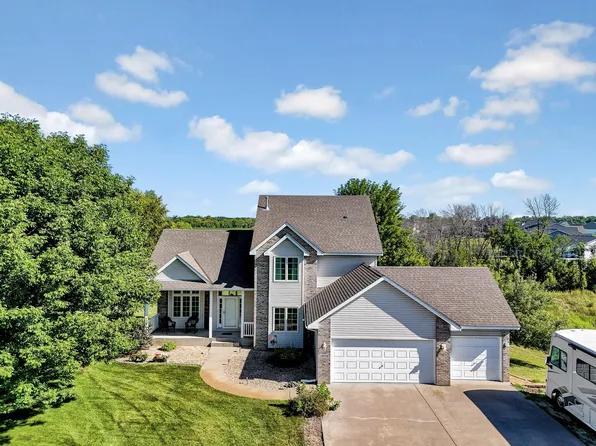 19710 Hunters Rdg, Rogers, MN 55374