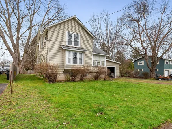 309 Atlantic Ave, Fulton, NY 13069