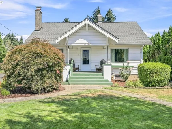 15325 SE Stark St, Portland, OR 97233