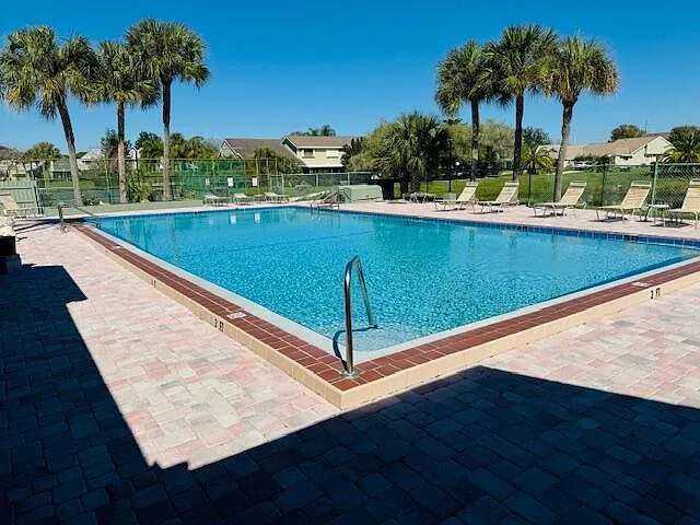 1510 SE Dewberry Ct — Photo 32