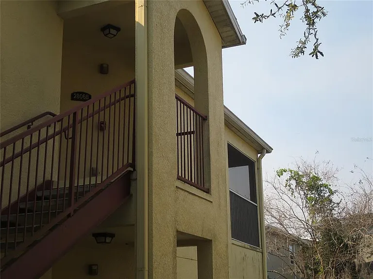 2806 Club Cortile Cir #B — Photo 8