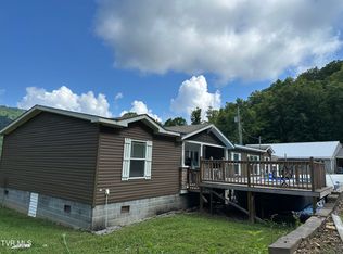 172 Cavalier Dr, Big Stone Gap, VA 24219