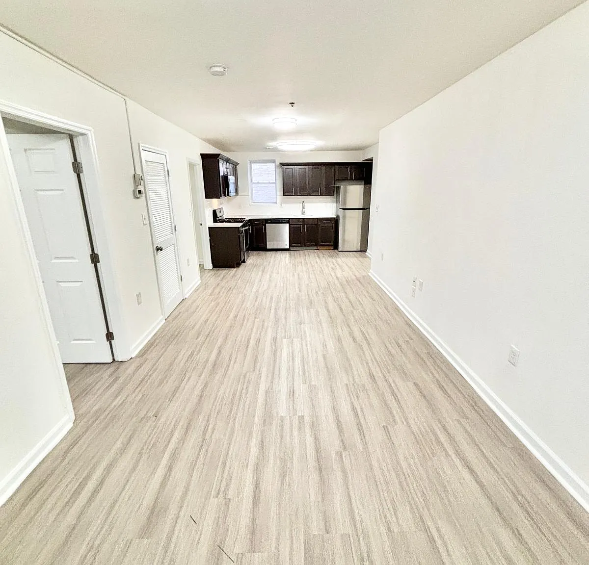 2 bed, $1,999 — Photo 4