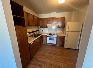 23 Neptune - 8, Cosmos, MN 56228