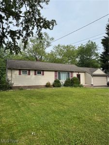 4097 Root Rd, North Olmsted, OH, 44070