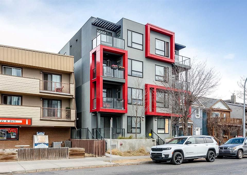 1st image of 1734 S 11th Ave SW #103