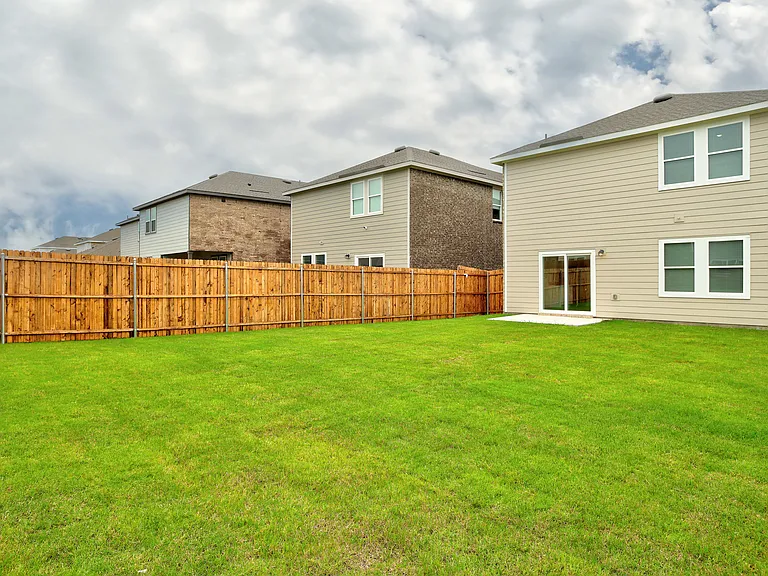 616 Cherry Creek Ln — Photo 31