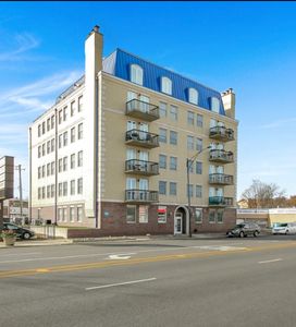 5978 N Lincoln Ave APT 3A, Chicago, IL, 60659
