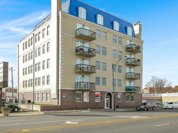 5978 N Lincoln Ave APT 3A, Chicago, IL 60659